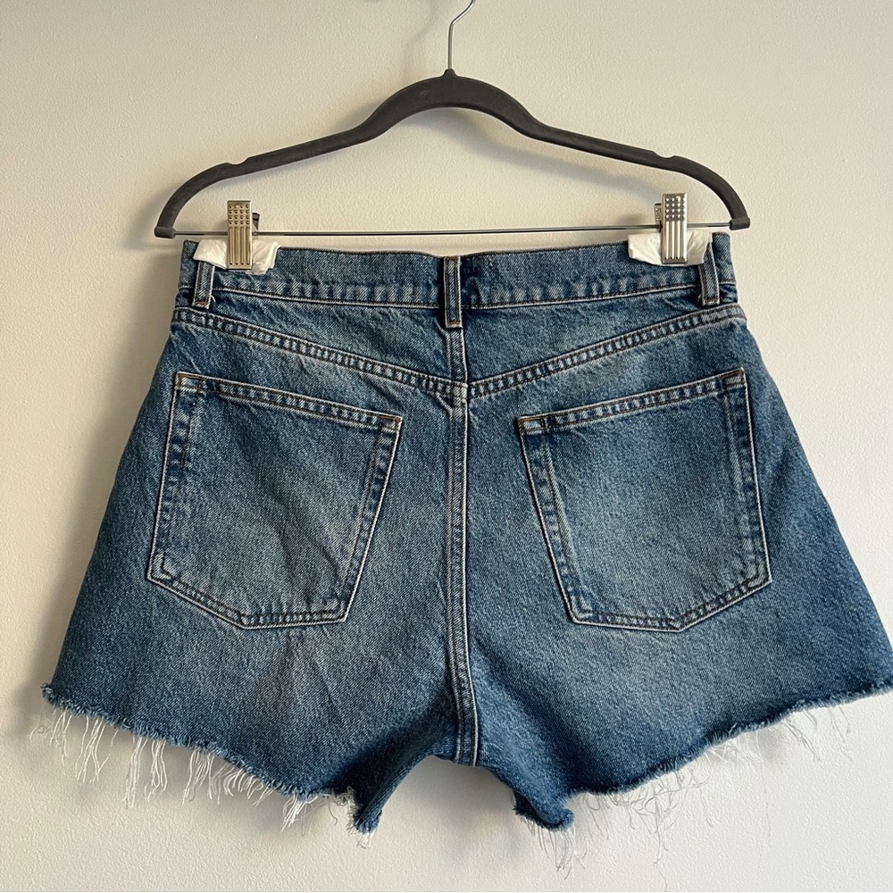 Reformation Charlene Shorts in Colorado - Picture 8 of 12